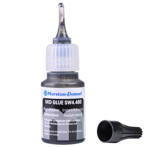 MD cyjanoakryl czarny.jpg